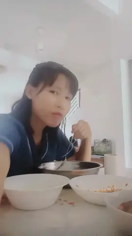 #ချစ်သဲတို့ #အသဲလေးတော့ပေးသွားနော်😍 ယောက်ခမကြီး😁