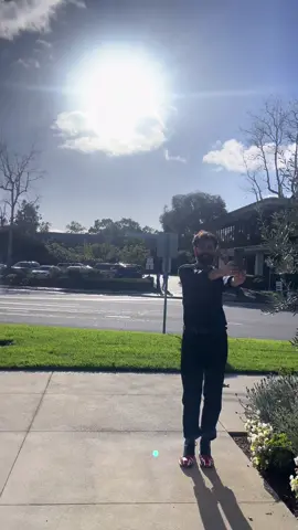 it’s not everyday you witness a tesla run into a fire hydrant #funnyvideos #newportbeach #firehydrant #selfie 