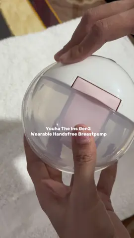 Changing my YouhaGen2 Wearable Breastpump spare parts with me. ✨ #pumpingmomma #breastfeedingmom #breastfeeding #breastpump 