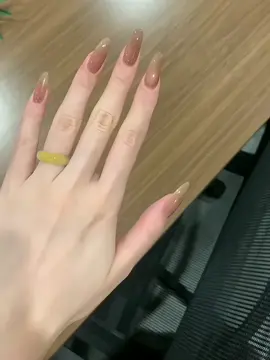 WOAHH GIRLS WITH LONG NAILS>> #nails #extensionnails #budolfindsph #tiktokshop #budolfinds #budolfinds #foryoupage #foryou #fyp #fyppppppppppppppppppppppp #fyyyyyyyyyyyyyyyy #makemefamous #makemeviral #unflopme 