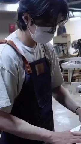 Não pense muito, só continue! #minyongi #suga #motivation #agustd #minyoongi #engajaarmy #bts_official_bighit #editsbts #btsmotivation #fyyyyyyyyyyyyyyyy 