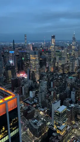 good morning new yorkers 🩶 #nyc #nycview #newyork #fyp #foryoupage 