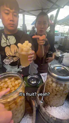 $0.85 exotic fruit juice in Thailand 🇹🇭 #bangkok #thailand #thaifood #streetfood