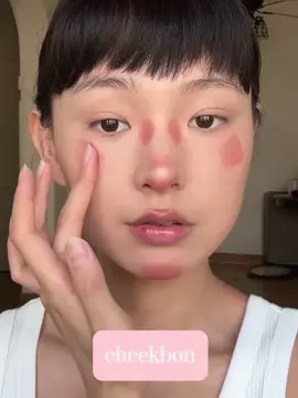 Super quick natural makeup#makeuptutorial#blusher#makeuphacks#naturalmakeup 