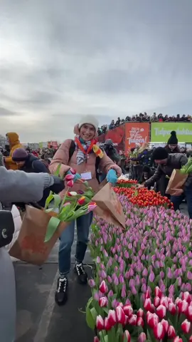 What an amazing Tulip Day 2024, in Amsterdam! Only happy faces everywhere. Now it’s Tulip time! #tulip #tulips #tuliptime #amsterdam @tuliptime.info ps @Warja Abrosimova @rozzy2010 @Thursd 