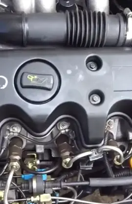 moteur peugeot 106 et citroen saxo 1.5 diesel - محرك بيجو 106 وسيتروين ساكسو ديزل Le moteur Peugeot 106 et Citroën Saxo 1.5 diesel est un moteur diesel à quatre cylindres en ligne de 1,5 litre développé par PSA Peugeot Citroën. Il a été introduit en 1996 et a été utilisé dans une variété de modèles PSA, notamment la Peugeot 106, la Citroën Saxo, la Citroën AX et la Citroën Xsara. [Image of Moteur Peugeot 106 et Citroën Saxo 1.5 diesel] Le moteur est équipé d'un turbocompresseur et d'un système d'injection directe. Il développe 58 chevaux à 4.500 tr/min et 110 Nm de couple à 2.500 tr/min. Il est conforme aux normes d'émission Euro 3. Le moteur a été bien accueilli par les critiques pour sa puissance, son couple et son efficacité énergétique. Il a également été reconnu pour sa fiabilité et sa durabilité. Voici les principales caractéristiques du moteur Peugeot 106 et Citroën Saxo 1.5 diesel : * Type : quatre cylindres en ligne * Cylindrée : 1,5 litre * Alimentation : turbocompresseur et injection directe * Puissance : 58 chevaux à 4.500 tr/min * Couple : 110 Nm à 2.500 tr/min * Normes d'émission : Euro 3 Le moteur Peugeot 106 et Citroën Saxo 1.5 diesel est un moteur fiable et efficace qui offre une bonne performance et une bonne économie de carburant. Il est une option populaire pour les petites voitures diesel. محرك الديزل Peugeot 106 وCitroën Saxo 1.5 هو محرك ديزل رباعي الأسطوانات سعة 1.5 لتر تم تطويره بواسطة PSA Peugeot Citroën. تم تقديمه في عام 1996 وتم استخدامه في مجموعة متنوعة من موديلات PSA، بما في ذلك بيجو 106 وسيتروين ساكسو وسيتروين AX وسيتروين كسارا. [صورة محرك الديزل بيجو 106 وسيتروين ساكسو 1.5] المحرك مزود بشاحن توربيني ونظام حقن مباشر. يولد قوة 58 حصانًا عند 4500 دورة في الدقيقة و110 نيوتن متر من عزم الدوران عند 2500 دورة في الدقيقة. يتوافق مع معايير الانبعاثات Euro 3. لاقى المحرك استحسان المراجعين نظرًا لقوته وعزم دورانه وكفاءته في استهلاك الوقود. وقد تم الاعتراف بها أيضًا لموثوقيتها ومتانتها. فيما يلي الخصائص الرئيسية لمحرك الديزل بيجو 106 وسيتروين ساكسو 1.5: * النوع : أربع سلندر في الخط * الإزاحة: 1.5 لتر * مصدر الطاقة: شاحن توربيني وحقن مباشر * القوة: 58 حصاناً عند 4500 دورة في الدقيقة * عزم الدوران: 110 نيوتن متر عند 2500 دورة في الدقي