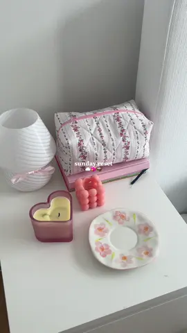 sunday cleaning🧺🫧🎀 #fyp #sundayreset #resetroutine #reset #cleaningtiktok #CleanTok #cleanwithme #aesthetic #motivation 
