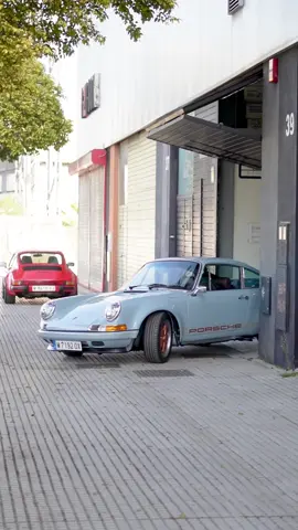 • Vuelta a los 70s. Porsche 911 ST Backdate 2.3 | 1972 • #CarVintage #porsche #911 #classic #vintage #art #design #porsche911 #911carrera#toroclassics #viral #fyp 