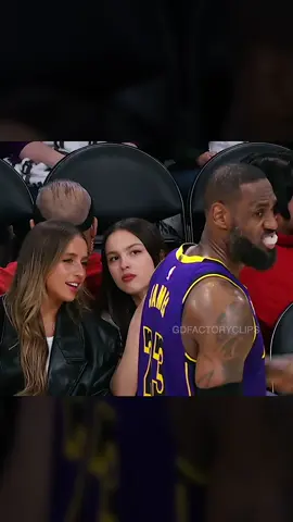 LeBron shows off for Olivia Rodrigo 😭💀 #NBA #basketball #fyp #foryou #foryoupage 
