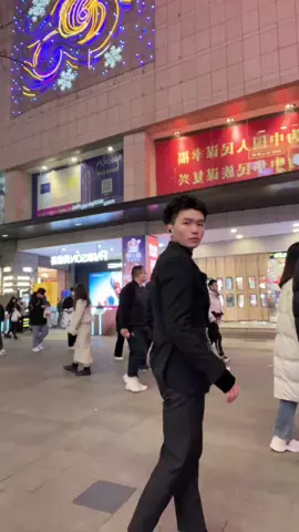 Chạy tại chỗ #foryou #fyp #xuhuongtiktok #xuhuong #fypシ゚viral #viral #viralvideo #viraltiktok #funnyvideos #funny #giaitri #trend #trending 