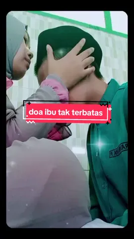 meski terpisah jarak #doaibu akan selalu menemani langkahmu 😇 #santripondokpesantren  #santripondok #pondokpesantren #pondok #pesantren #anakpondok #santri #blitar 