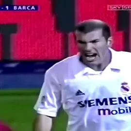 Zidane clips #zidane #football #Soccer #fyp 
