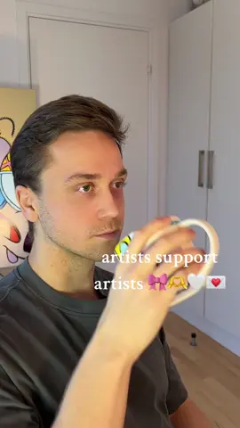 Let’s support each other artistsss 🎀🫶🤍💌 #artistssupportartists #followtrain #contentcreatorgirls #artisttok #thatartist #artistthings #teamworkmakesthedreamwork #artistssupportingartists  #girlssupportinggirls 