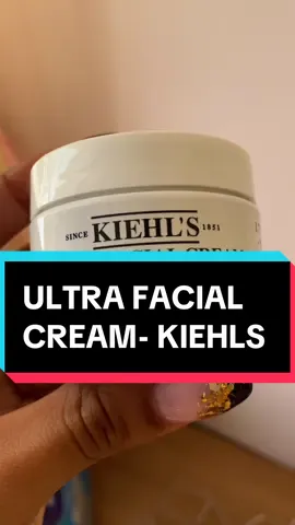 La crema hidratante de día nº 1, cuya textura ligera única e hidratación tienen una duración de 24 horas para dejar la piel más suave, tersa y visiblemente más sana. Formulada con glicoproteína glacial y escualeno derivado del olivo, esta crema hidratante ligera, de textura no-grasa deja la piel hasta 2’3 veces más hidratada, incluso en las zonas más secas de la piel. A mi me encanta y a ti?  @Kiehl’s Since 1851 #kiehlsspain #gifted 