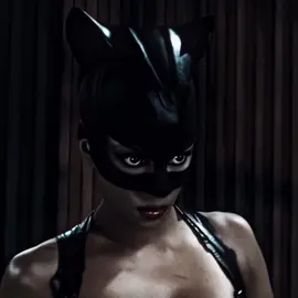 Tried a new style // #catwoman #catwomanedit #patiencephillips #patiencephillipsedit #halleberry #halleberryedit #dc #dcedit #edit #cc #fm #joeleditx #joeleditx69 