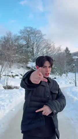 🥶 #sb19_stell @ATEEZ_Official 
