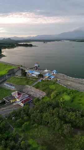 Bendungan Kalola Wajo Sulsel @tolll @DJI Indonesia @DJI Official #dji #djimini4pro #wajo #bendungan #bendungankalola #dam #fyp #fypシ #viral #racunintiktok #sengkang 