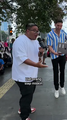 I was not expecting that from this random rapper in Indonesia🤯 @Willy Winarko (song: “good side” by crash adams)