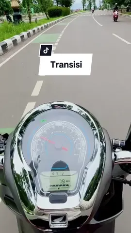 Gini bukan trend nya #scoopy #scoopybogor #scoopyindonesia #scoopyprestige #motovlog #transisi #ikuttrend #honda 