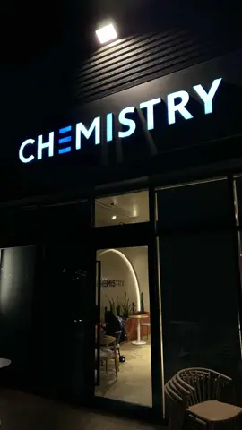 كيمستري 📍: حرفياً كانت التجربه جميله ولا غلطه حبيت المكان وكل شي عندهم ؛ توصياتي لكم V60 و فرنش توست #اكسبلورexplore #explore #fyp #السعودية #جازان #كوفيات_جازان #كيمستري_كافيه #Vlog #الشعب_الصيني_ماله_حل😂😂 