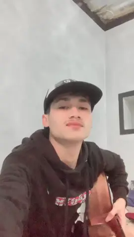kalah pamer aipone😭🤣#naff#naffterendaplaraku #fypdonggggggg@𝕱𝖆𝖑𝖆𝖍𝖍𝖍