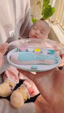 Baby nail clippers, safe and not harmful to hands #newborn #electricnailclippers #infantcare #manicure #baby #foryou  #foryoupage #tiktok #malaysia #tiktokmalayais #samasamatiktokshop #TikTokShop 