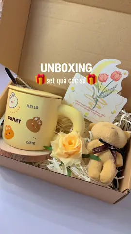Rất mê🥰💕😋 #unbox #unboxing #setquatang #setquacocsu #cocsucaocap #setquatangchonguoiyeu #setquatet #letinhyeu #valentine #setquacocsuvintage #foryou #fyp #viral #trending 