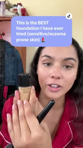 Ima put you all onto the most hyrdating and long lasting foundation I have ever used as someone with sensitive and eczema prone skin. Mac Studio Radiance, you have my heart 💗 #theangelwearsgucci #theangelwears #maccosmetics #studioradiance #foundationhack #foundationroutine #sensitiveskin #eczemaawareness #eczemawarrior #eczemaskin sensitive skin makeup, makeup for sensitive skin, Mac Cosmetics, Mac Studio Radiance, best foundations 2024, 2024 beauty hacks, mob wife makeup, eczema makeup, makeup for eczema skin, makeup for sensitive skin, grwm, my favourite foundation, makeup I can’t live without