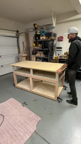 Installing retractable casters to my workbench 🙌 if you need the same casters for your workbench i have a link in my profile ☝️ #workbench #workbenchbuild #woodworking #plywoodproject #woodshop #diyproject #woodproject #tools #woodworkingtools #smartwork #garageshop #garagewoodworking #finalproduct #paulk #idea #woodwork #custombuild 