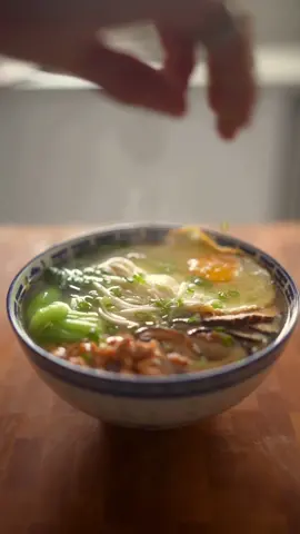 my dad taught me that life’s always good if you got a bowl of noodles lol when I was young, he taught me to cook up a bowl from anything you don’t always need a 4-hour homemade soup base and the freshest toppings you can make a quick bowl with a stock cube or a simple sauce topped with last night’s leftovers and it’ll still soothe your damn soul  but never forget the egg and green onions on top - have some self respect yknow 🎶: Innocent Castle in the sky by Joe Hisashi covered by Herman Tse #foodasmr #asmr #calm #EasyRecipes #noodles #cooktok