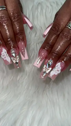 #fyp #foryoupage #nailsofhouston #nailstiktok #nails #nailart #houstonnailstech #explore #houstonnails #htxnails #christmasnails #christmastiktok #latinostiktok 