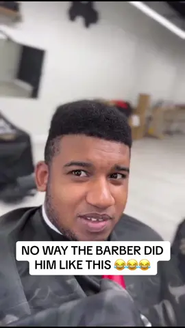 nah this is wrong😂#haircuts #fade #barber #hightop #fail #violation #fyp #viralvideo #funnyvideo #funny #joke #dirty #badhaircut #aintnoway #freshcut #prank 