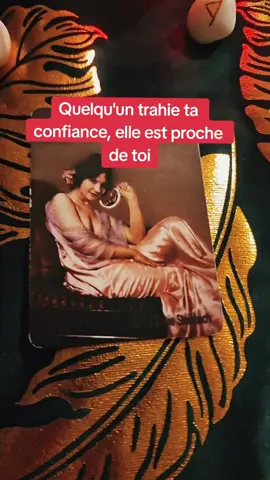 quelqu'un trahie ta confiance, clique pour savoir #tiragedecartesgratuit #voyancegratuite #benediction #cartomancienne🔮 