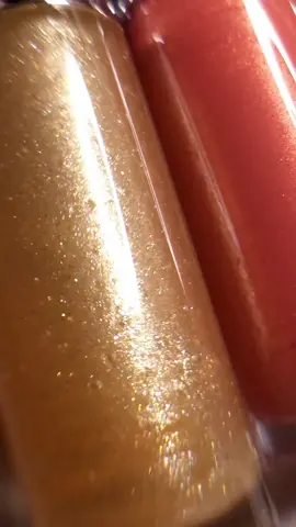 A dazzling make-up experience with its ultra sparkling structure💫 #makeup #ip #shine #фармаси #makeup #farmasipolaka #farmasimexico #farmasiturkey #farmasitiktok #farmasi #farmasicompany #farmasilipgloss #farmasicheck 