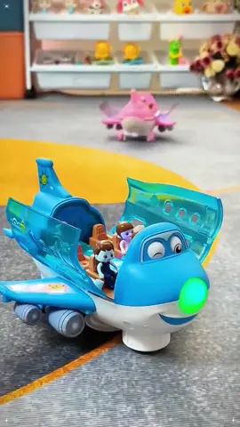The rotating large passenger plane toy is so fun#Baby #Toy #fyp #tiktok 