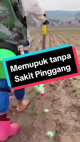 Alat pupuk tanpa sakit pinggang.#alattukangcanggih #alatpupuk #alatpupukjagung #alatpupuktanpasakitpinggang #alattaburpupuk #alattaburpupukpadat 