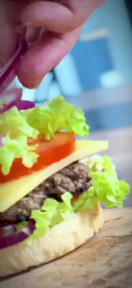 Un Burger comme on  les aime  #food #tiktok 