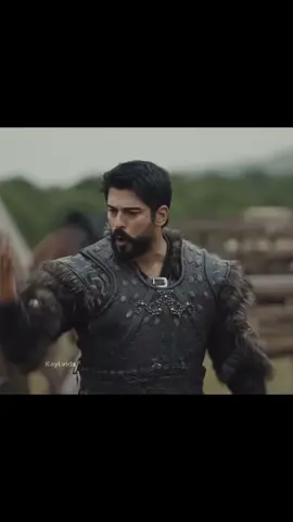 She is the only way to calm him down #kuruluşosman #kurulusosman #osmanbey #osman #balasultan #balahatun #bala #dontletthisflop #foryoupage #fypage #fypシ゚viral 