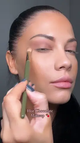 Hot chocolate makeup look🤎🍫 @Jacinta Spencer #makeup #makeuptutorial #makeupideas #makeuoartist #glam #chocolatemakeup 