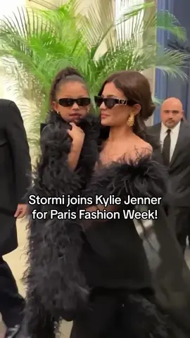 Kylie Jenner Kris Jenner and Stormi at Paris Fashion week today at the Valentino show #kyliejenner #stormi #stormiwebster #krisjenner #parisfashionweek #valentino 