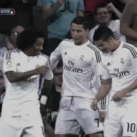 dancing #fyp #futbol #dancing 