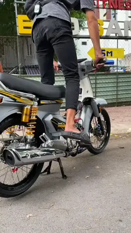 EX5 full set takegawa 190cc  jet 6mm siap meluncur , meledak #ex5malaysia #ex5dream #ex5 #budakmotor #kakimotor #trendmotor #duniapermotoran #jenterapejuang #kronirempit #jiwakelajuanituadalahhobikami #kapcaijahat #kapcaikakitapau #wilayahpermotoran #pejuangdarat #pomenkampung #customengine #rempitselamanya🤘 #fypシ #fyp 