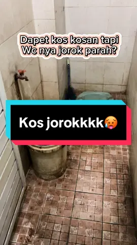 Ga lagi ngekos wc nya kaya gini🥲 #fypage #wc #genio #geniocleaner #genio merah yang cocok warna velek #geniostiktok #fyppppppppppppppppppppppp #bcxyz #fypfypfyp #kos #anakkostcheck #berandamuuuuuuuuu 