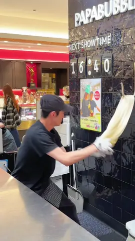 1度は行きたい1000万回再生まとめ ①コフトアルコ 📍名古屋 【住所】愛知県名古屋市千種区今池３丁目４１−１６ ひかりコーポ １階 【商品】ティラミスボール　650円 ② ニュールーブル　📍大阪 【住所】大阪府大阪市住吉区沢之町２丁目８−１８ 眉山マンション 【商品】モーニングセット　750円 ③ PAPABUBBLE  📍大阪 【住所】大阪府大阪市中央区心斎橋筋１丁目７−１ 本館 地下１階 ④ カフェスタンド10.8 📍福岡 【住所】福岡県久留米市通町107-13 【商品】 いちご大福パンケーキ　¥1,300  (ドリンク付き) ⑤ 台湾カステラ九份　📍福岡 【住所】福岡県福岡市早良区西新４丁目８−１１ 【商品】台湾カステラプレーン　¥1,000 #福岡グルメ #大阪グルメ  #愛知グルメ  #japanesefood  #tiktokfood 