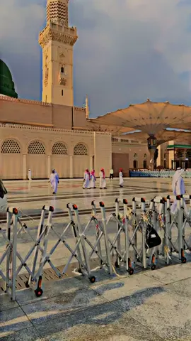 Madina Sharif😭🤲#officialtiktok #foryoupage #foryou #fyp #viral #trendingvideo 
