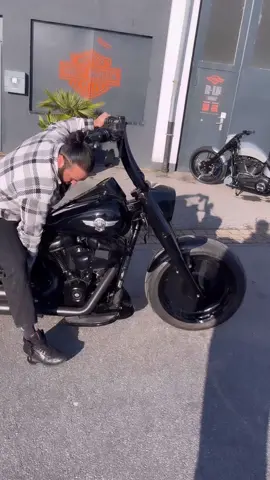 😎😎😎 Reasonable height #harleydavidson #harley_davidson75 #custommotorcycle 