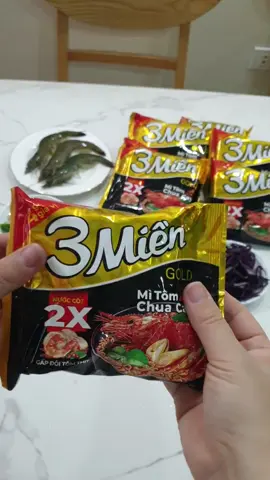 Mì 3 miền tôm chua cay với 4 gói gia vị có gì đặc biệt. Hãy cùng mình đi tìm hiểu nhé. #Mì3Miền #4góigiavị #Nướcsúpđậmđà 