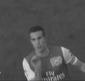 تروح وتروح والمرجع اليه💔💔. #vanpersie     #فان_بيرسي #chelsea #fypシ 