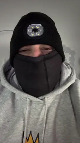 SNOOD AND BLUETOOTH HA, these are ideal to keep warm as well as if you’re a dog walker or out for a run #hat #bluetooth #keepwarm #snood #tiktokmademebuyit 