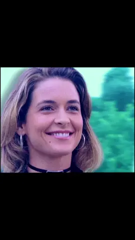 Celebridade | Maria Clara descobre que Laura comprou sua casa #Celebridade #novela #novelas #redeglobo #TVglobo #Gilbertobraga #malumader #claudiaabreu 